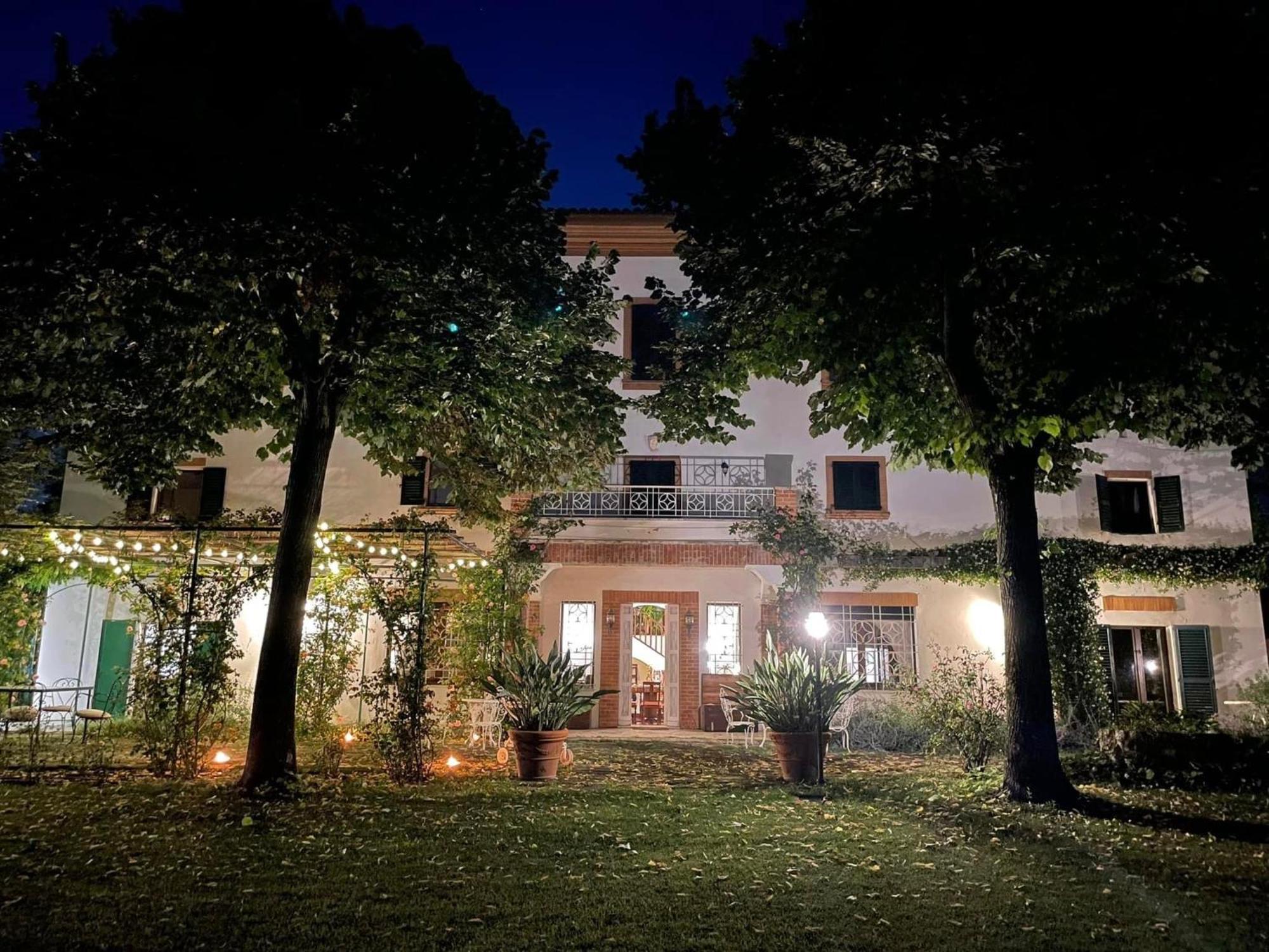Hotel Dimora Rosa Bianca à Macerata Extérieur photo